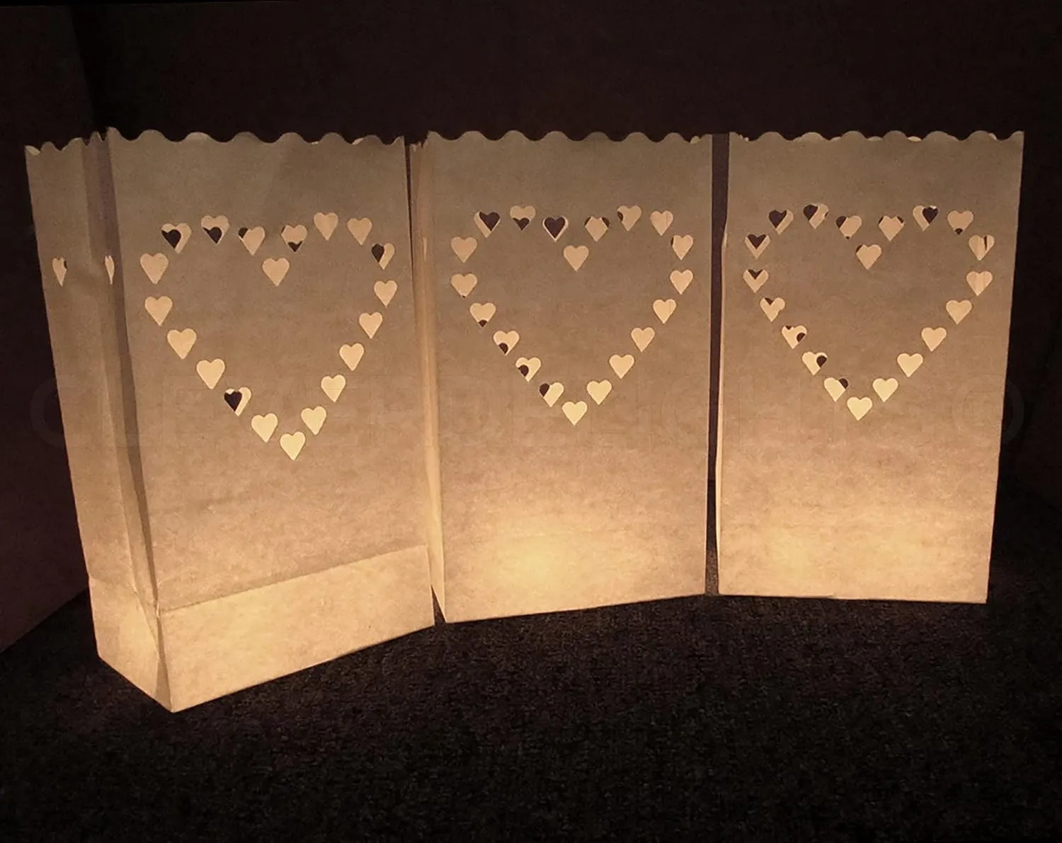 CleverDelights Big Heart White Luminary Bags - 20 Count - Wedding Party Decor Luminaria